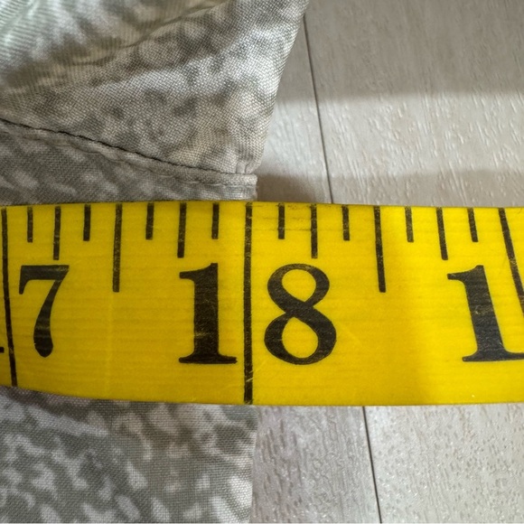 Athleta Grey White Zuma Printed Collared Shirtdress Women's XS Athletic - Picture 12 of 16